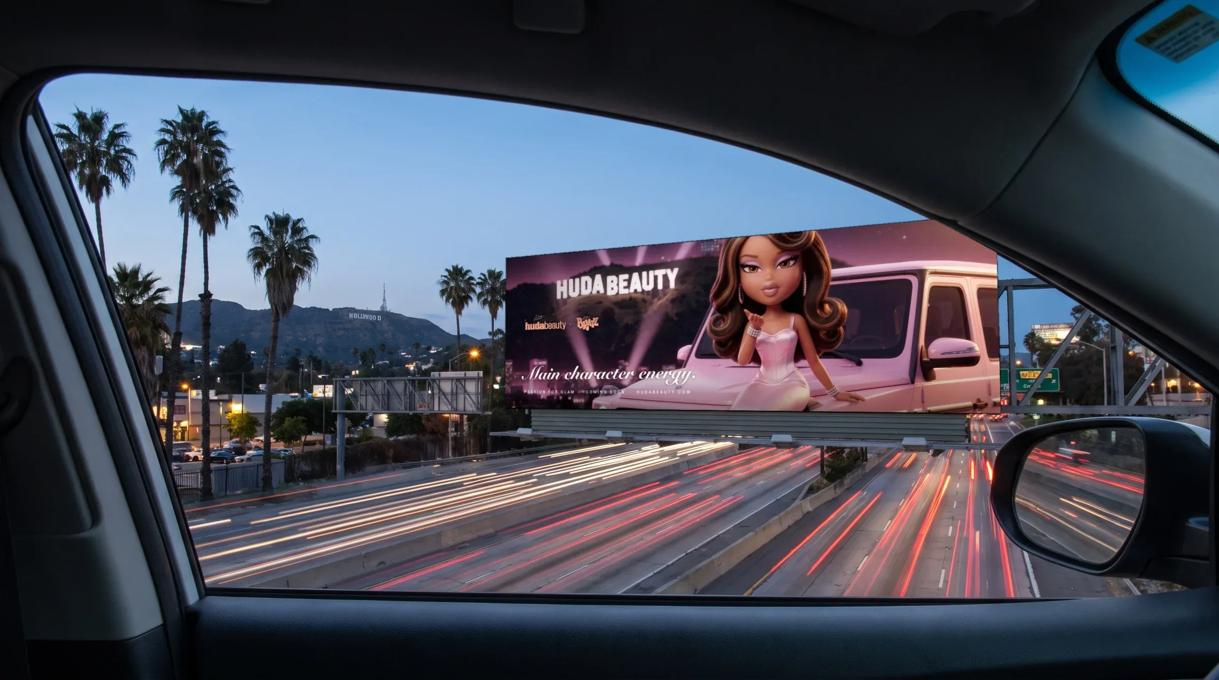 The G-Class bulletin seen from a car on the freeway